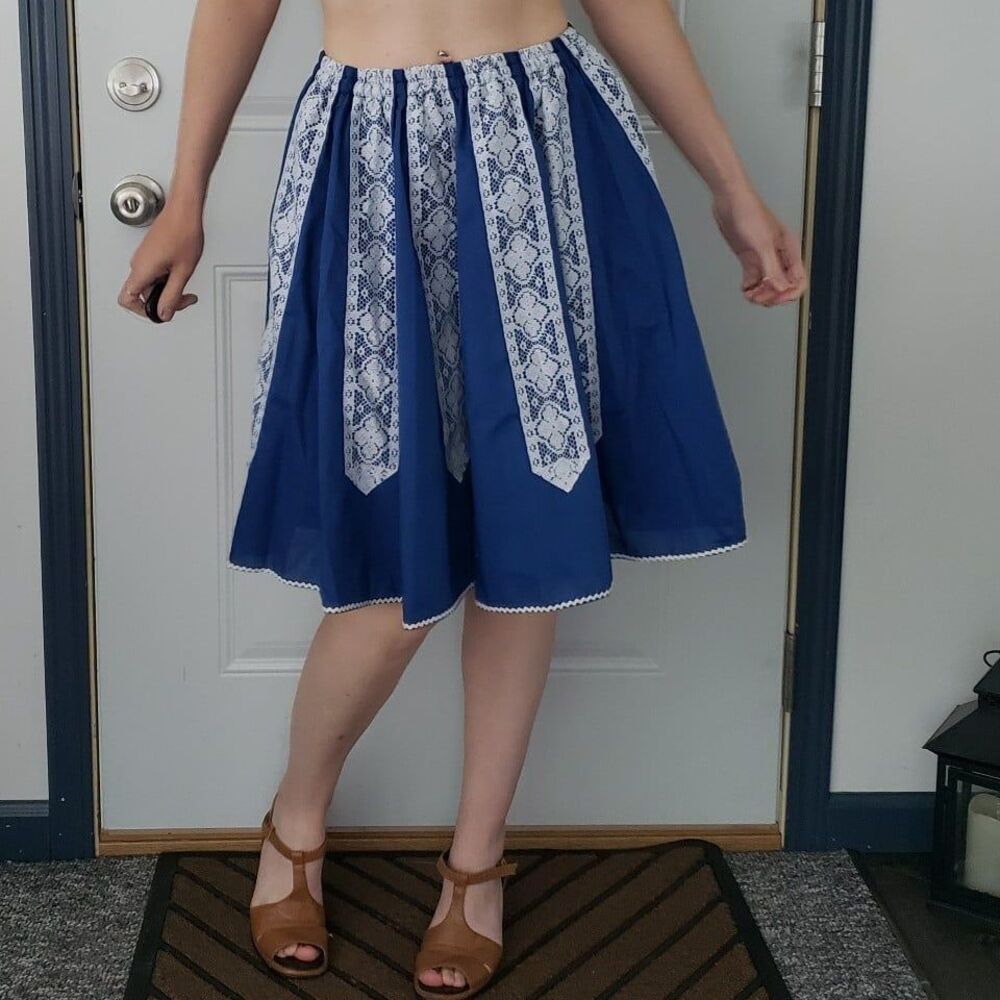 Vintage Blue‎ and White Prairie Skirt